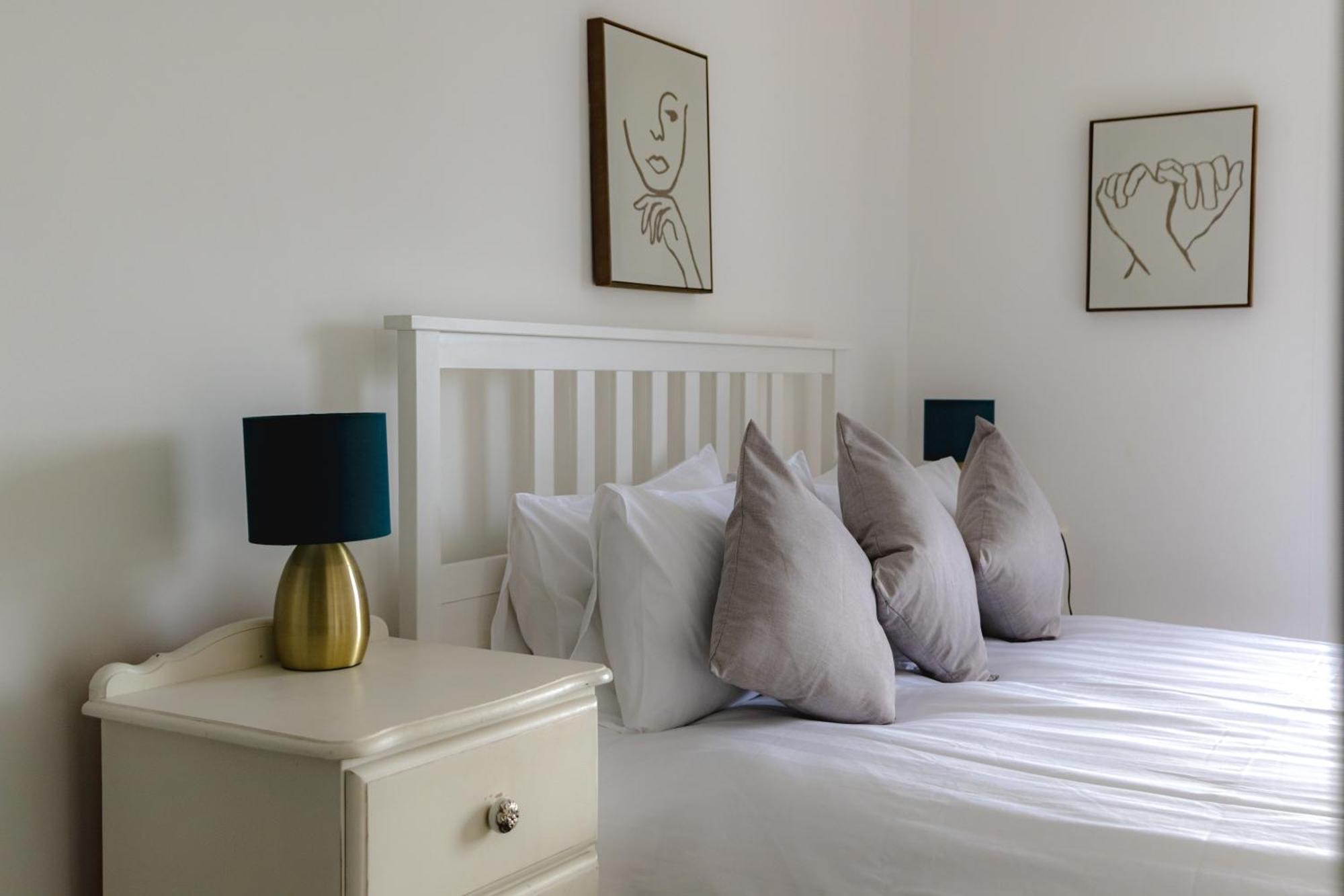 Fabulous, Vibrant, Town House, Central Bath Road Cheltenham Bagian luar foto