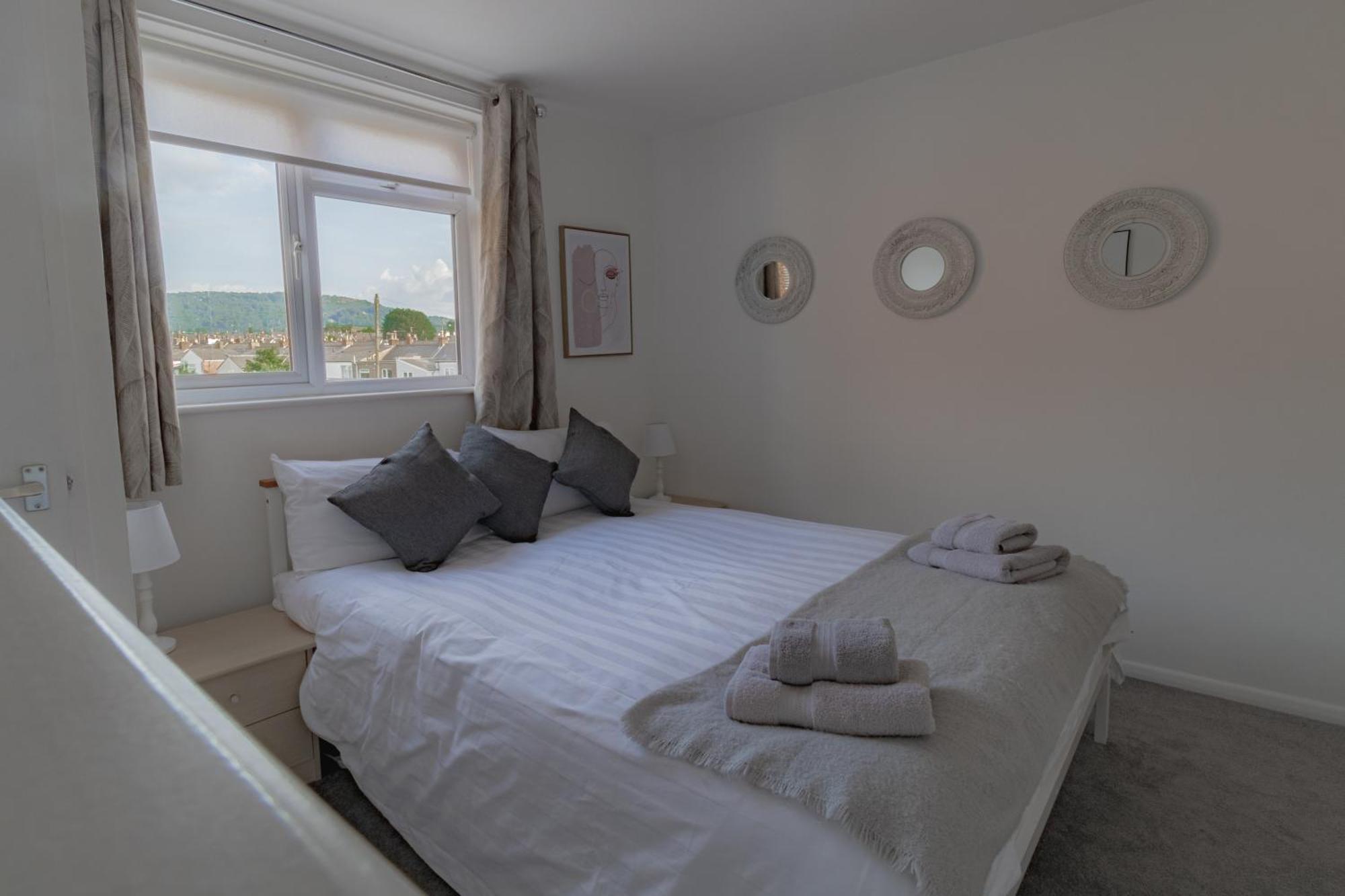 Fabulous, Vibrant, Town House, Central Bath Road Cheltenham Bagian luar foto