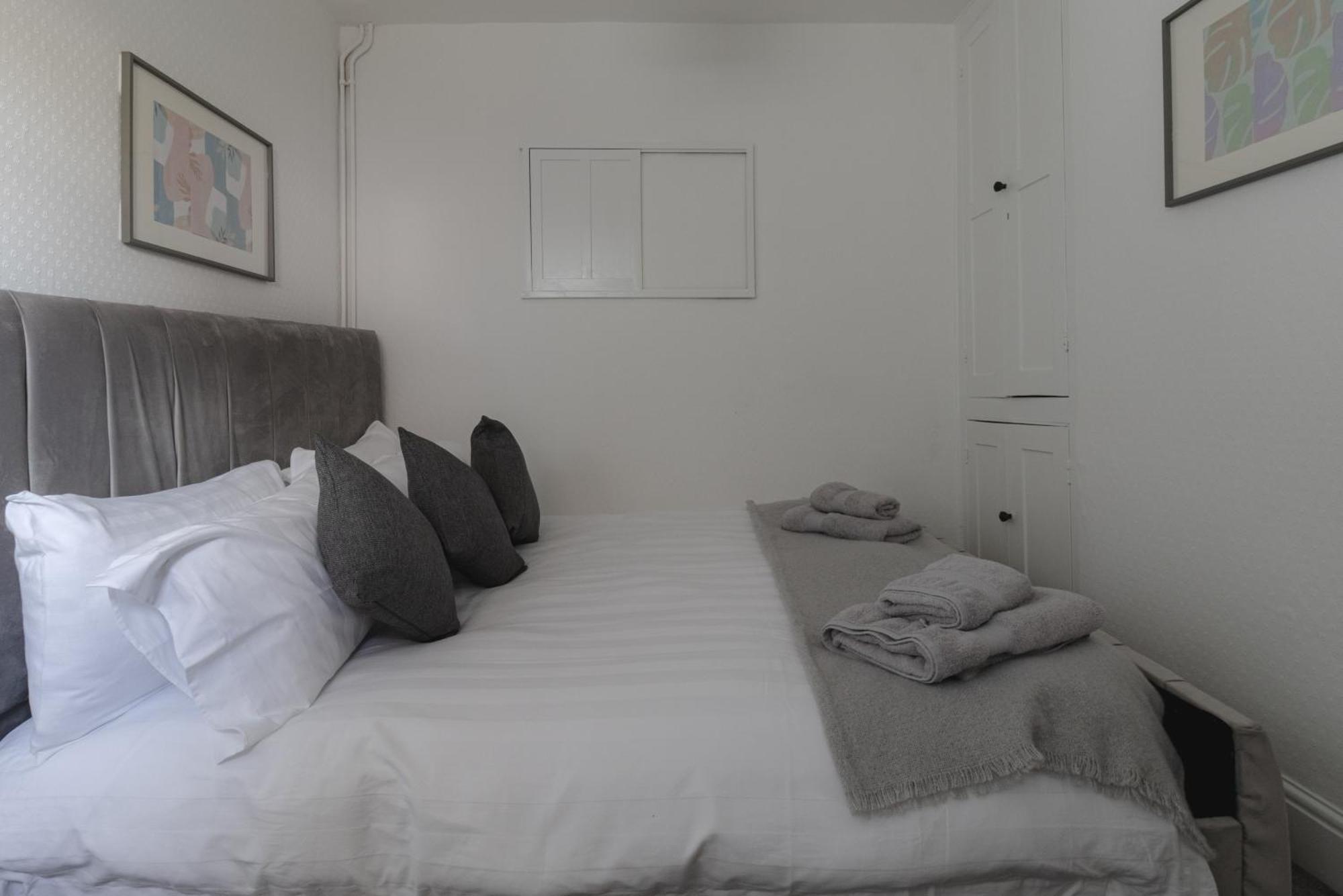 Fabulous, Vibrant, Town House, Central Bath Road Cheltenham Bagian luar foto
